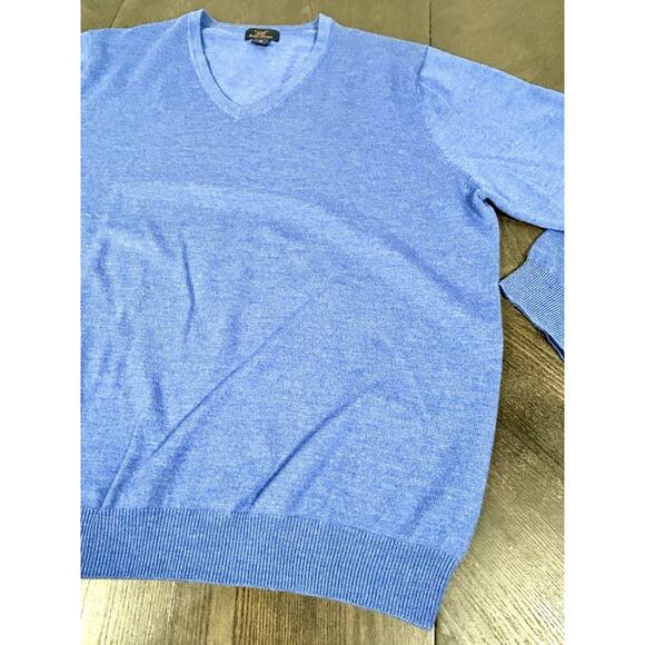 346 Brooks Brothers Sweater Men's XL Blue V-Neck Merino Wool EUC - Picture 3 of 7